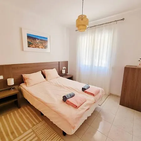 Flamingo - Imperial Park - Sea View, 6 Pools, Terrace Apartment