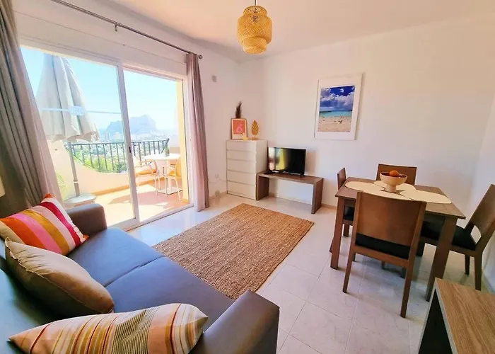 דירה Flamingo - Imperial Park - Sea View, 6 Pools, Terrace *