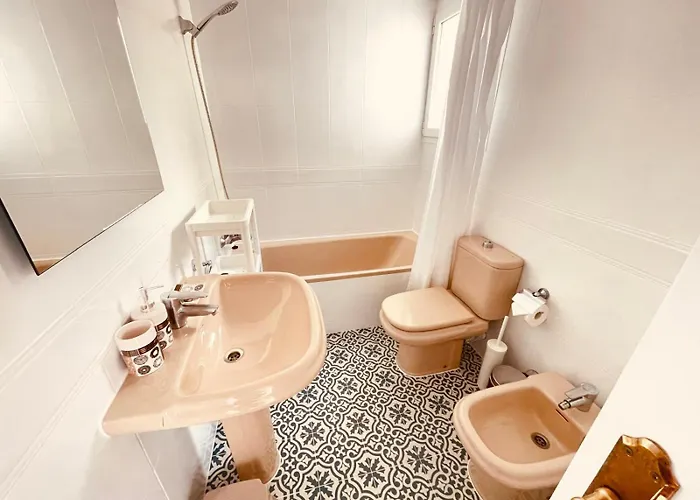 דירה Flamingo - Imperial Park - Sea View, 6 Pools, Terrace קלפה
